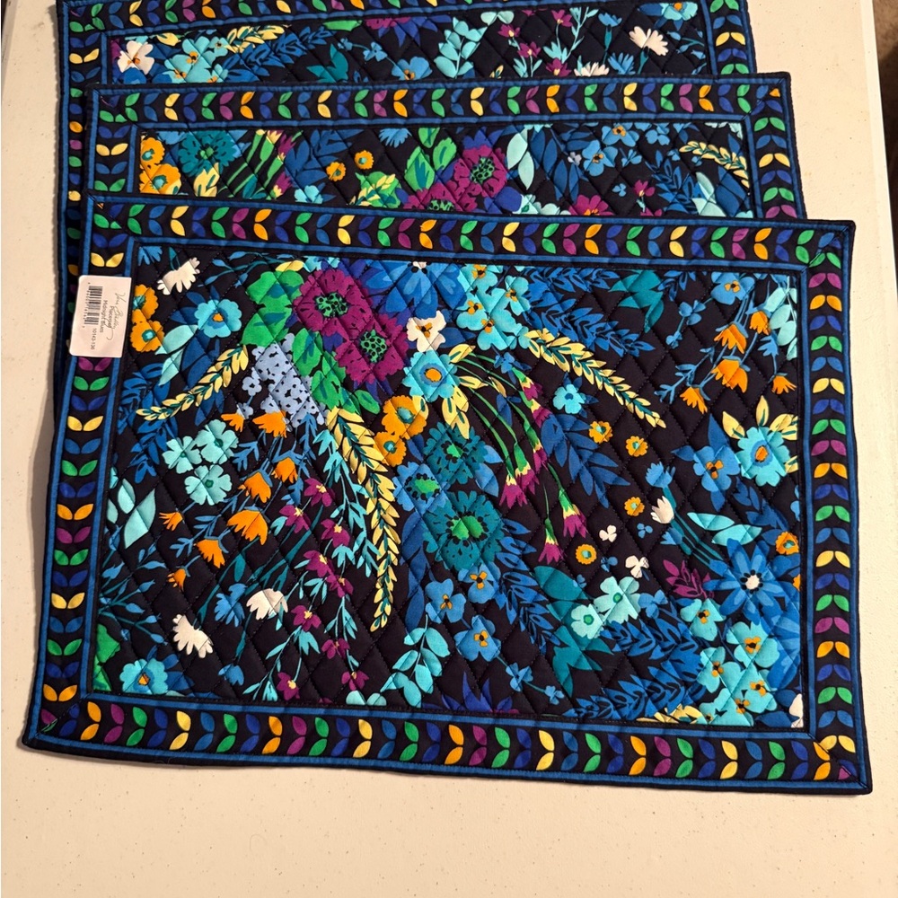 ONE NEW Vera Bradley MIDNIGHT BLUES placemat - ONE